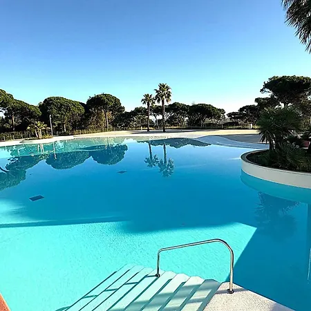 Gasmed20 - Golfe De St-tropez - Pour 6 Personnes Dans Domaine Prive Et Arbore וילה