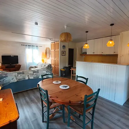 Gasmed20 - Golfe De St-tropez - Pour 6 Personnes Dans Domaine Prive Et Arbore