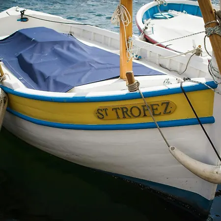 Gasmed20 - Golfe De St-tropez - Pour 6 Personnes Dans Domaine Prive Et Arbore וילה